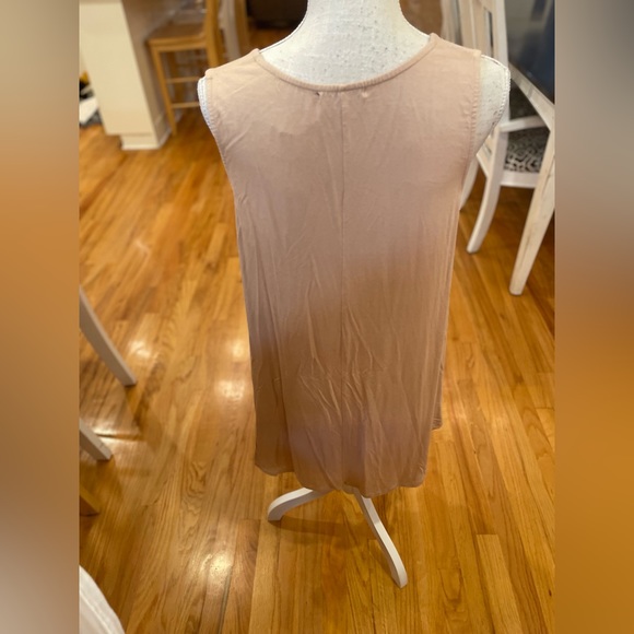 💜 5 for $25 or 3 for $18 Wishlist tan sleeveless dress - Picture 3 of 6